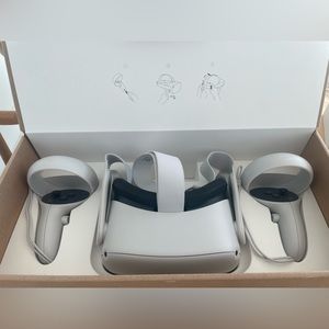 Meta Oculus Quest VR headset in White (NEW)